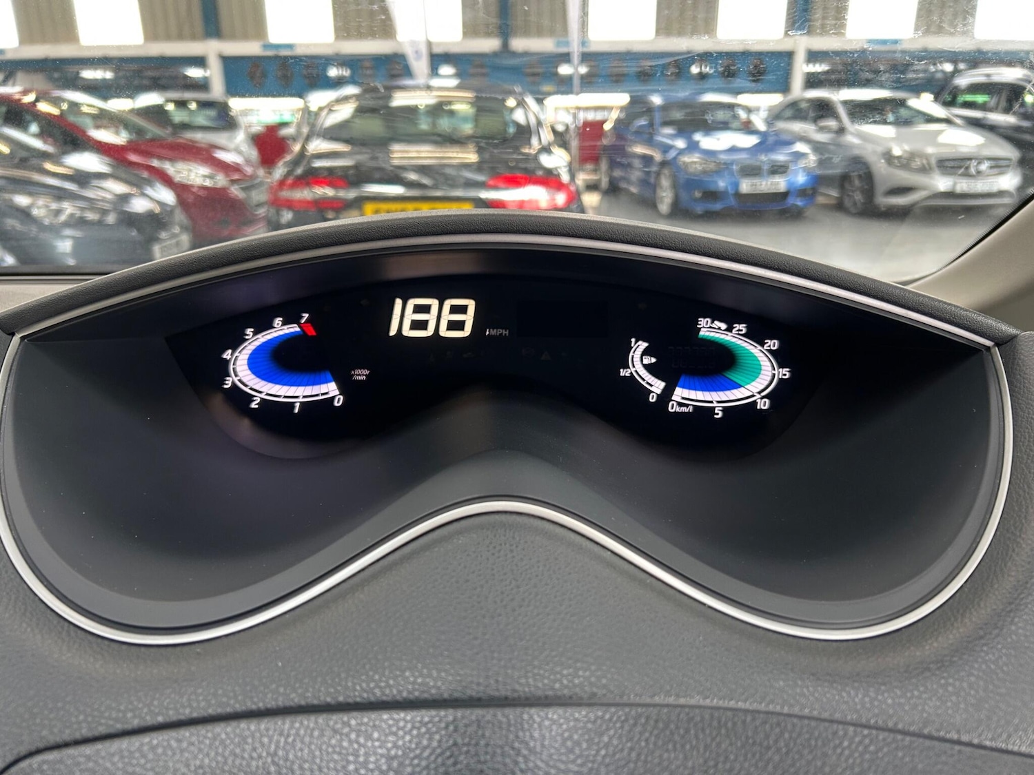 Used Nissan Serena 2025 for sale - 77364321: Photo 13