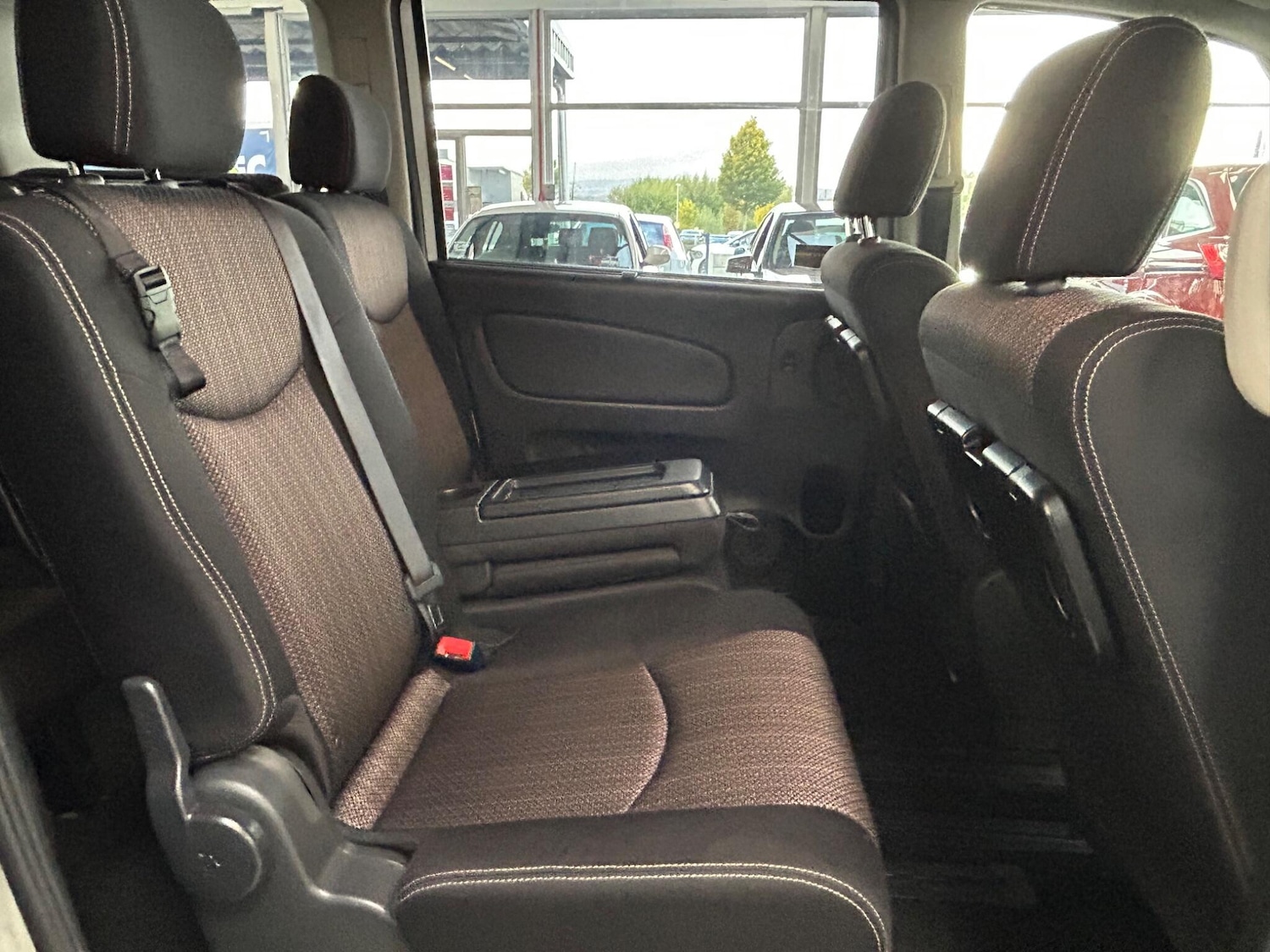 Used Nissan Serena 2025 for sale - 77364321: Photo 18