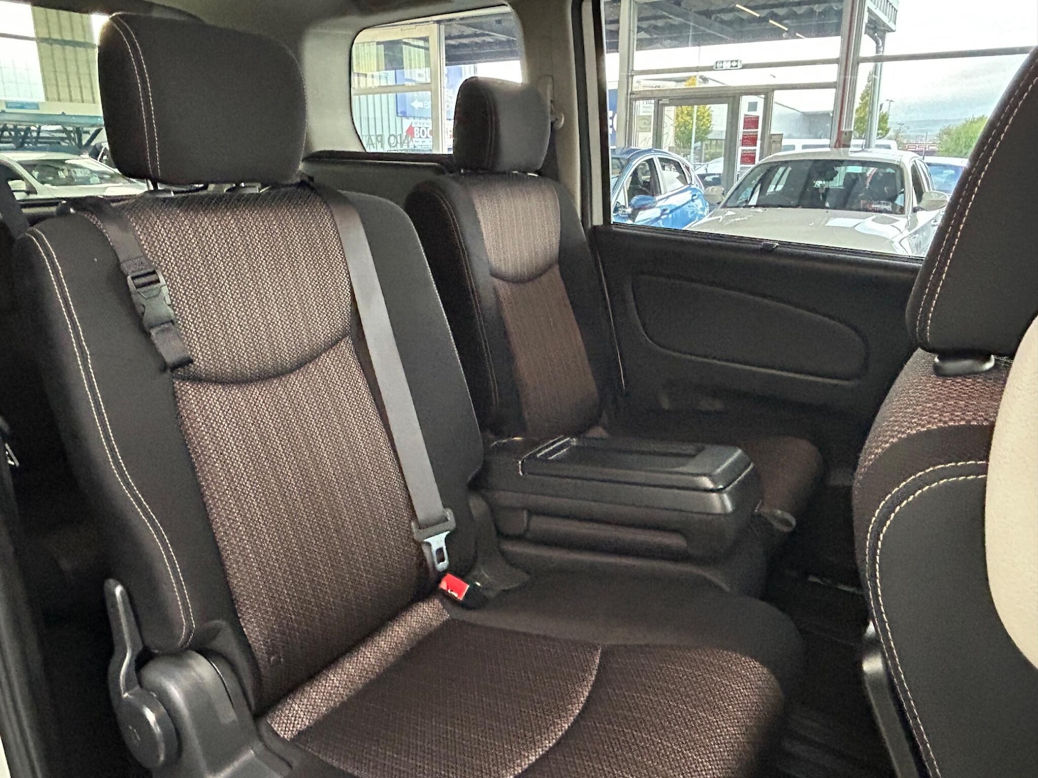 Used Nissan Serena 2025 for sale - 77364321: Photo 19