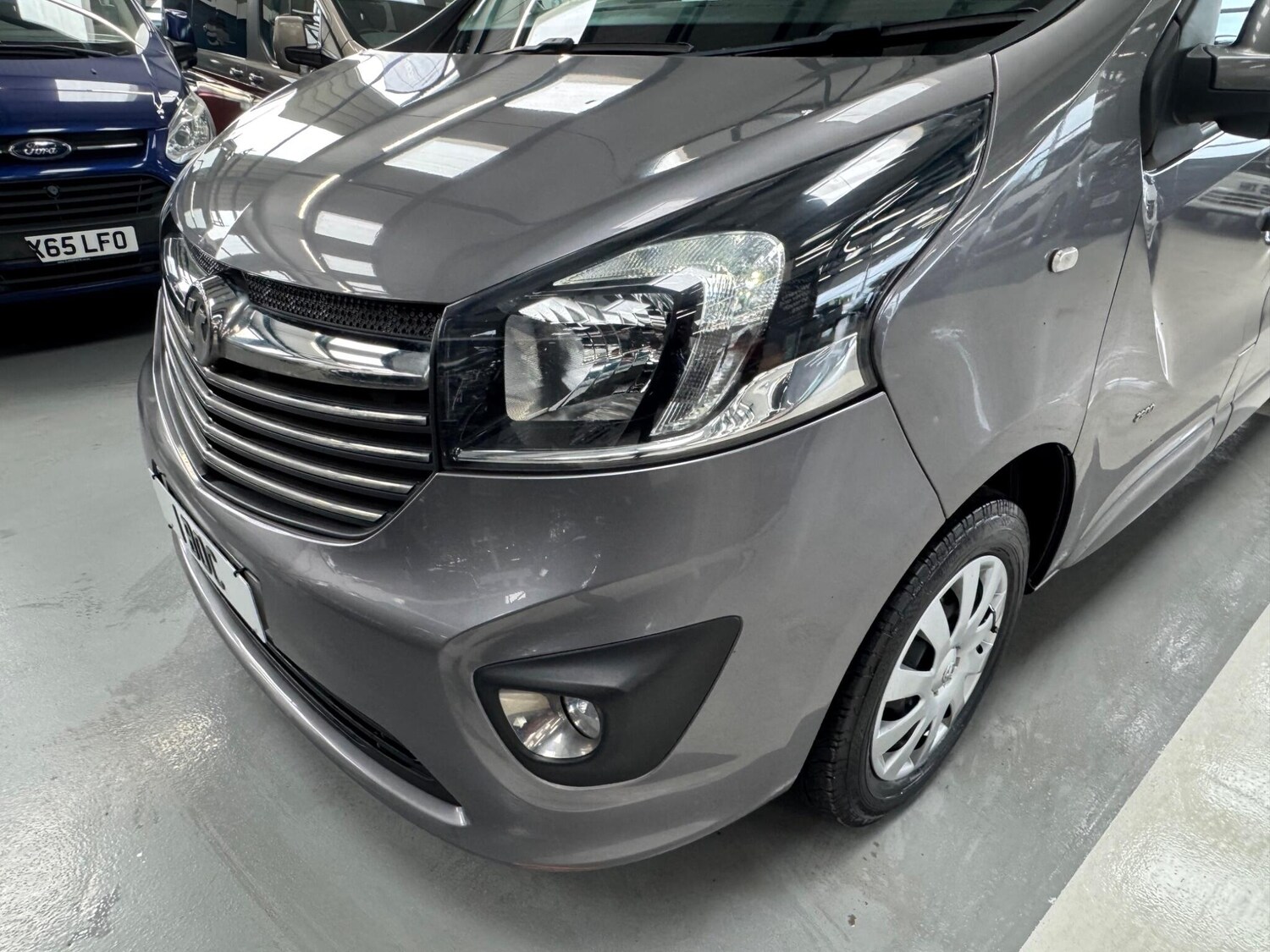 Used Vauxhall Vivaro 2015 for sale - 78006617: Photo 6