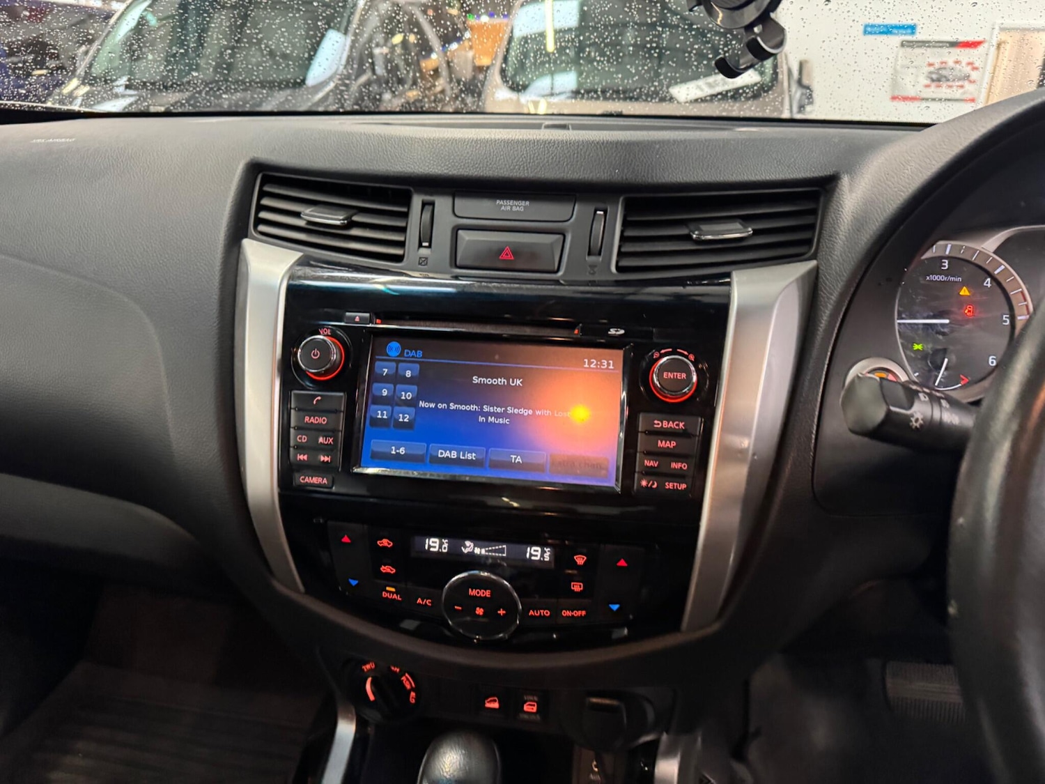 Used Nissan Navara 2017 for sale - 77364364: Photo 14