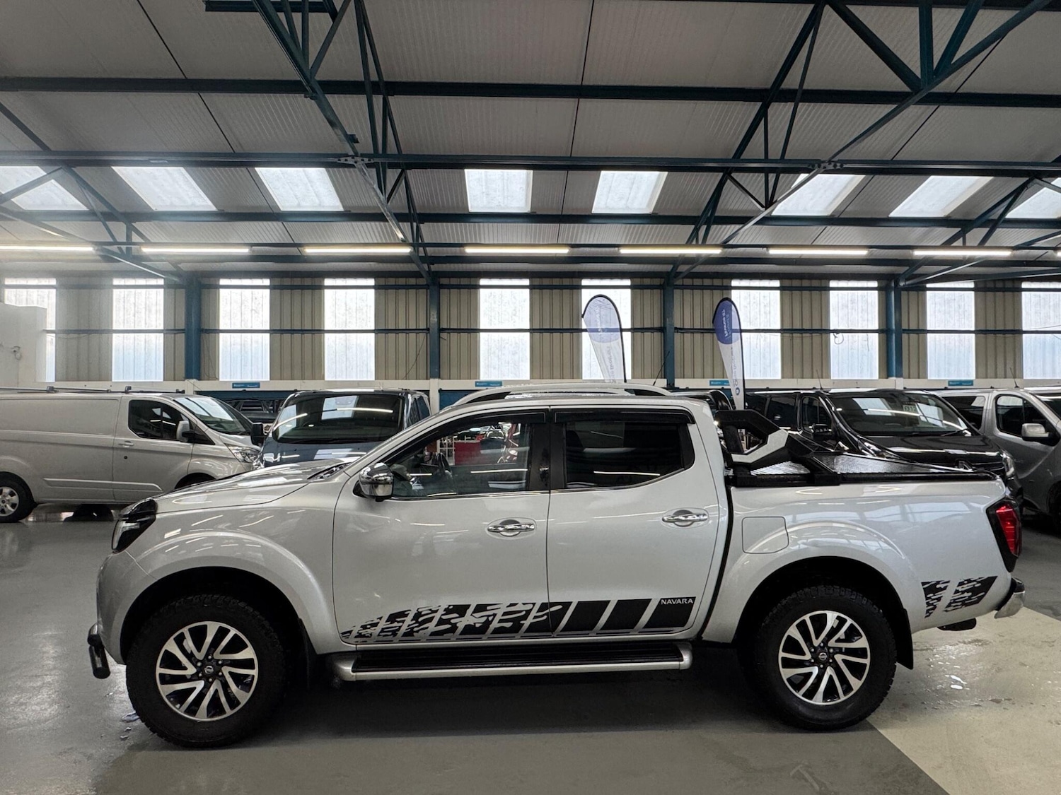 Used Nissan Navara 2017 for sale - 77364364: Photo 4