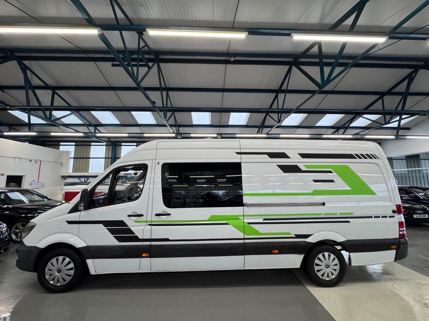 Used Mercedes-Benz Sprinter 2014 for sale - 77364318: Photo 4