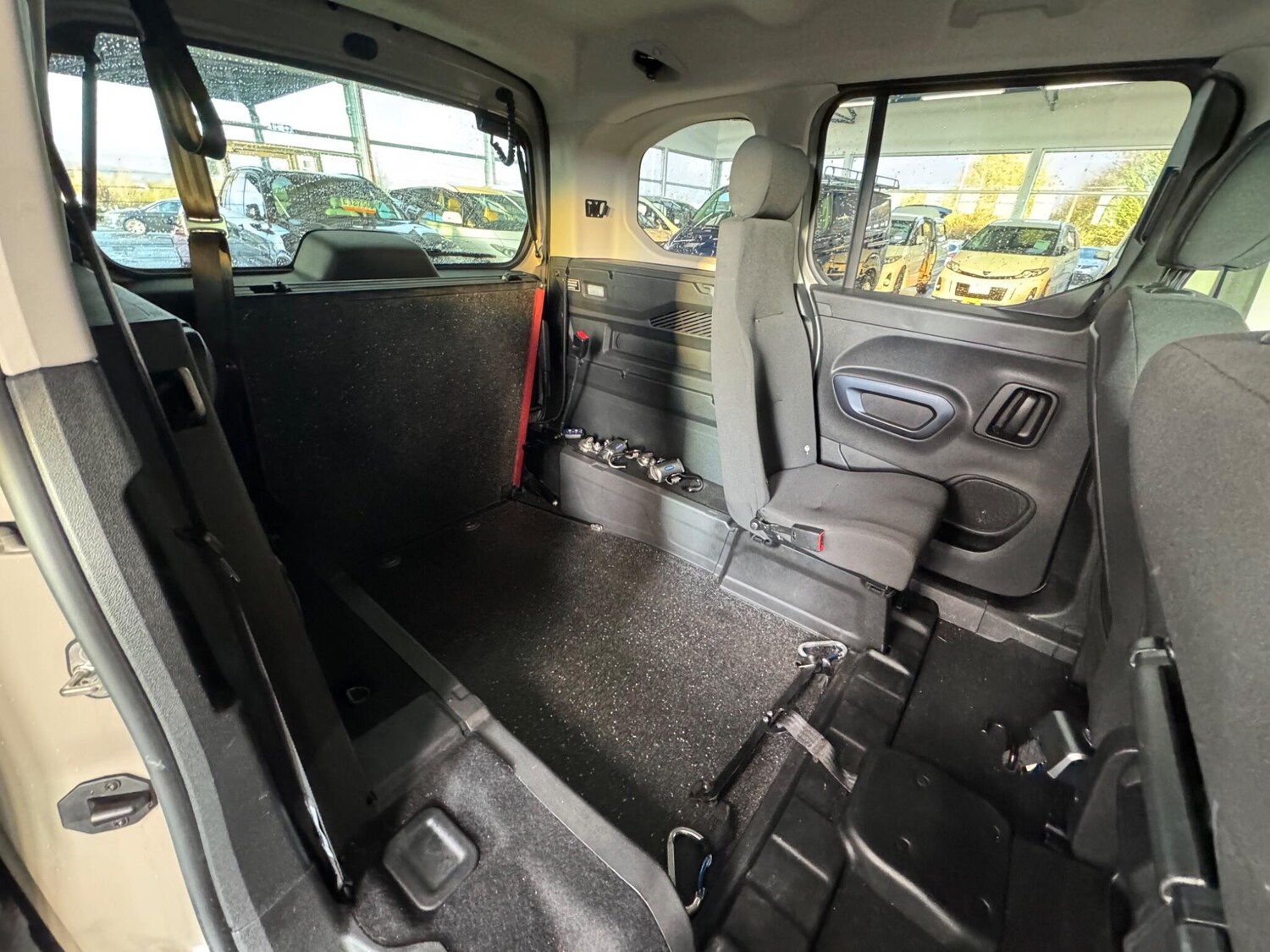 Used Peugeot Rifter for sale - 77364334: Photo 13