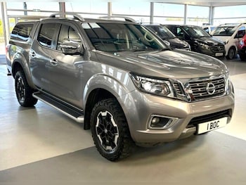 Used Nissan Navara 2018 for sale - 79012394: Photo