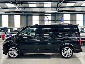 Used Volkswagen Transporter 2016 for sale - 78376003: Photo