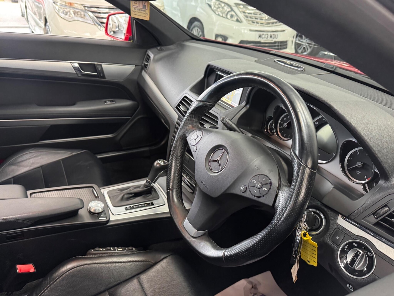 Used Mercedes-Benz E Class 2010 for sale - 77598148: Photo 10