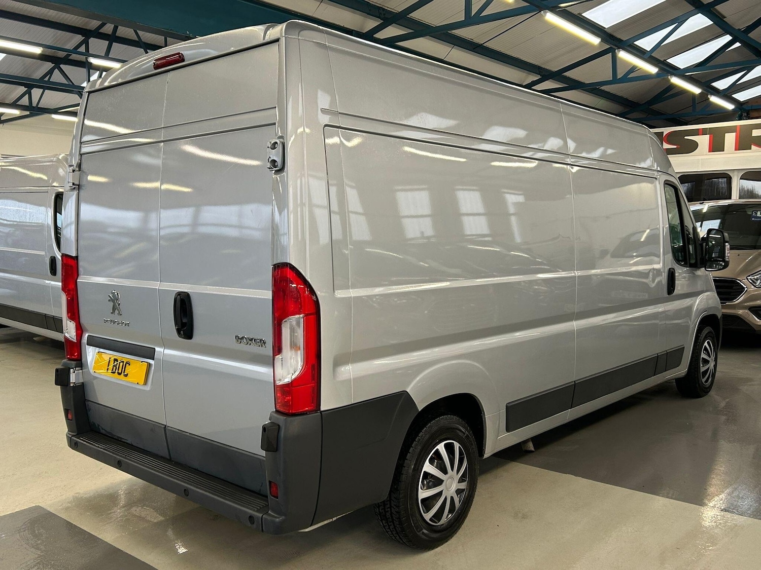 Used Peugeot Boxer 2017 for sale - 77723750: Photo 3