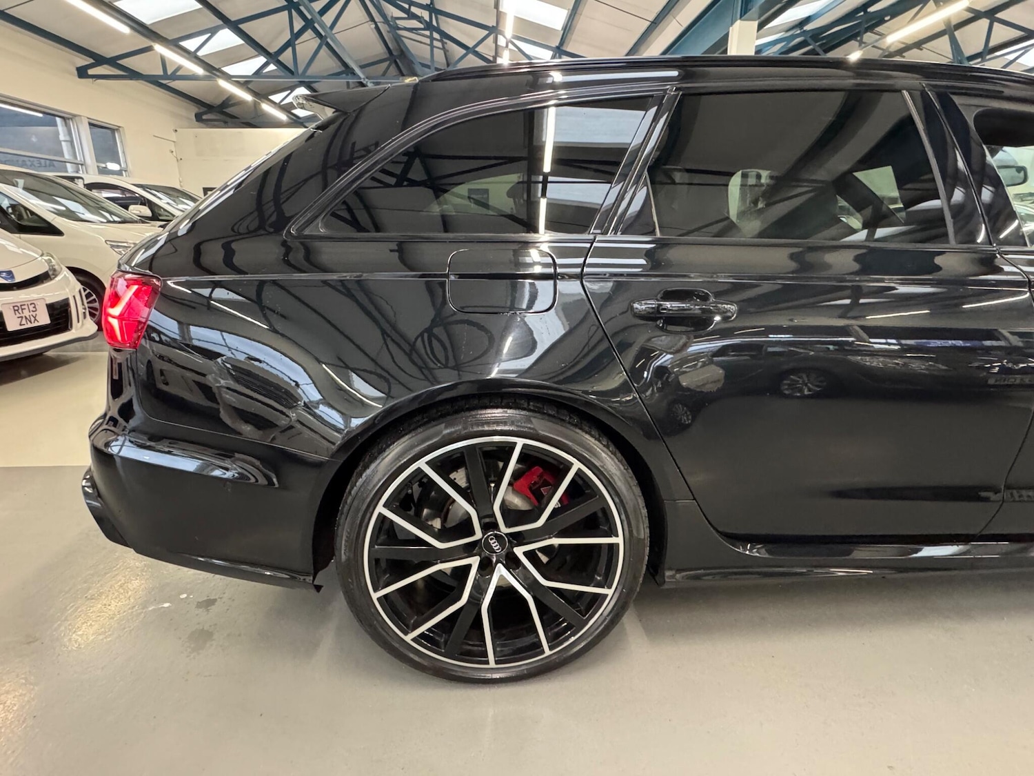 Used Audi RS6 2017 for sale - 77454652: Photo 16