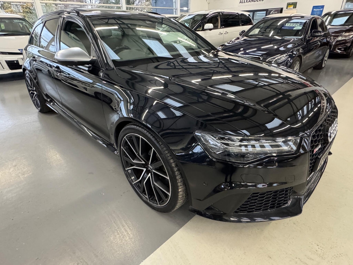 Used Audi RS6 2017 for sale - 77454652: Photo 4