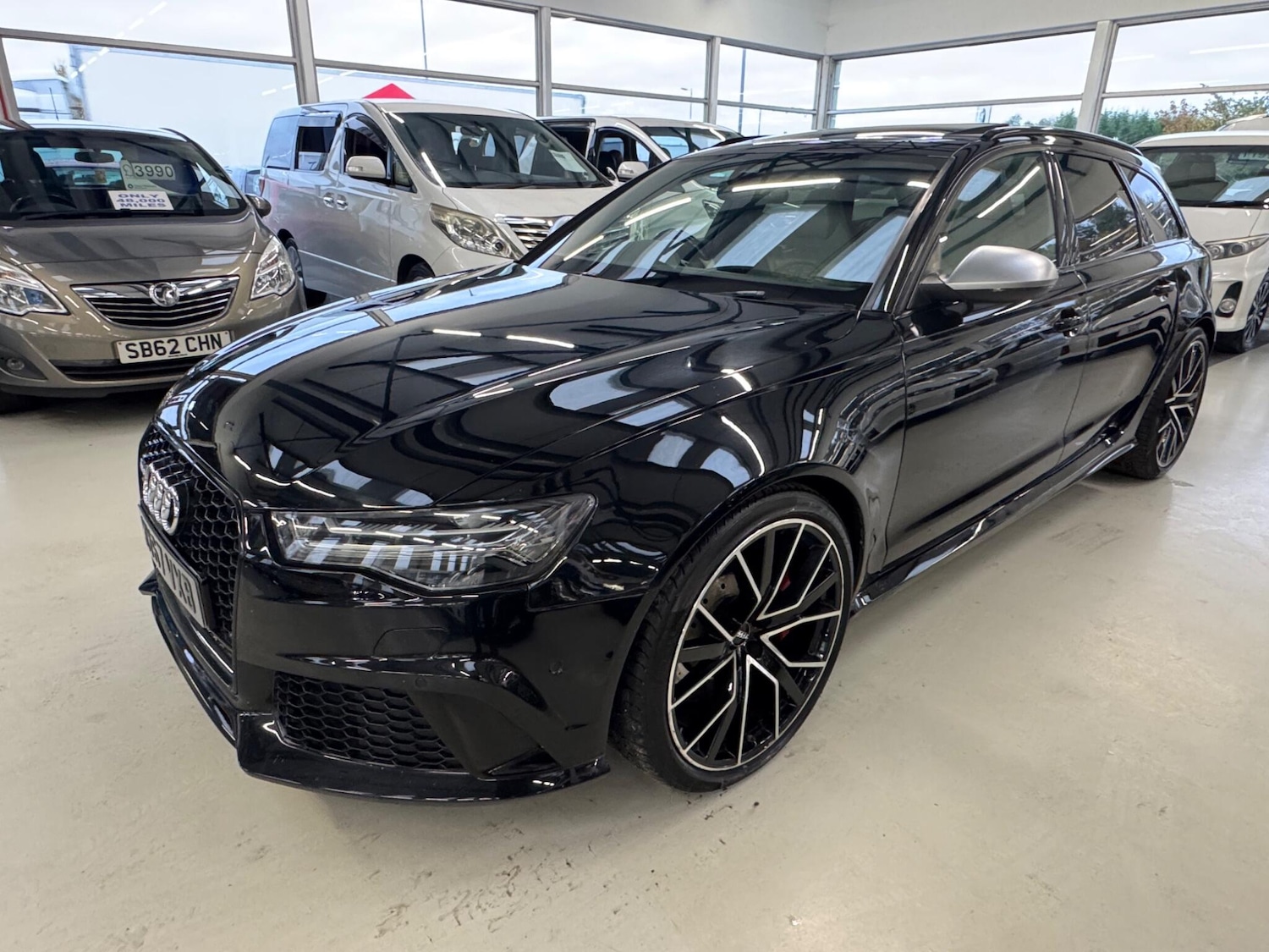 Used Audi RS6 2017 for sale - 77454652: Photo 5