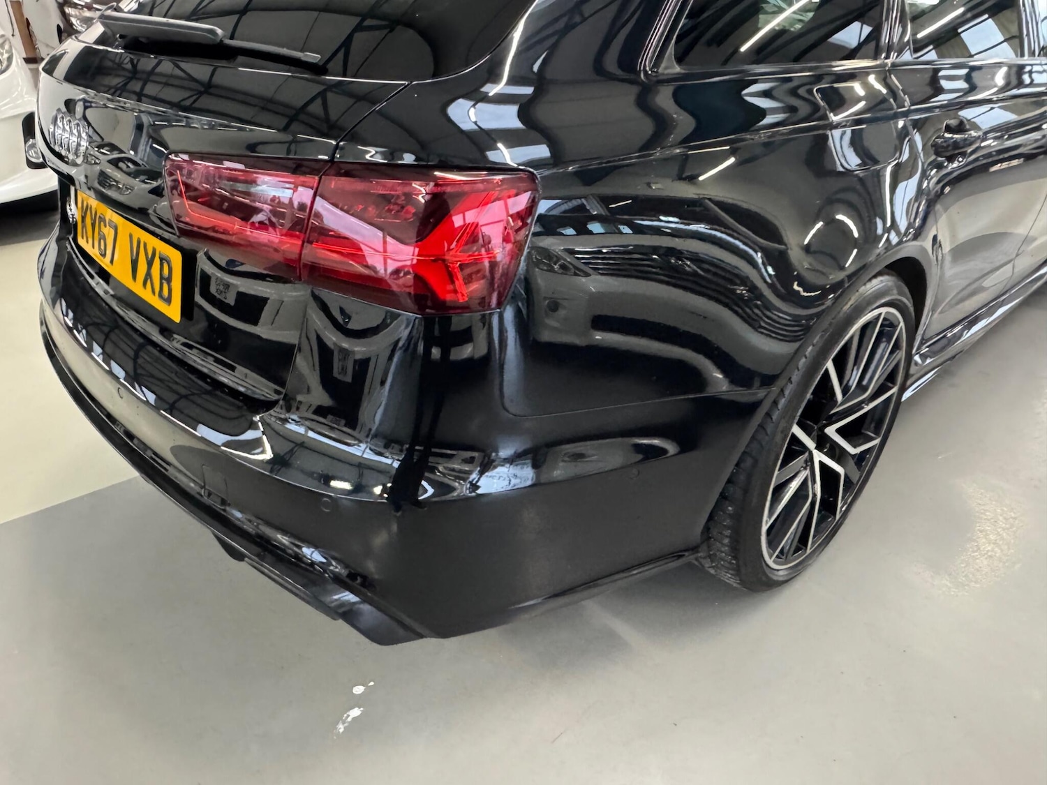 Used Audi RS6 2017 for sale - 77454652: Photo 9