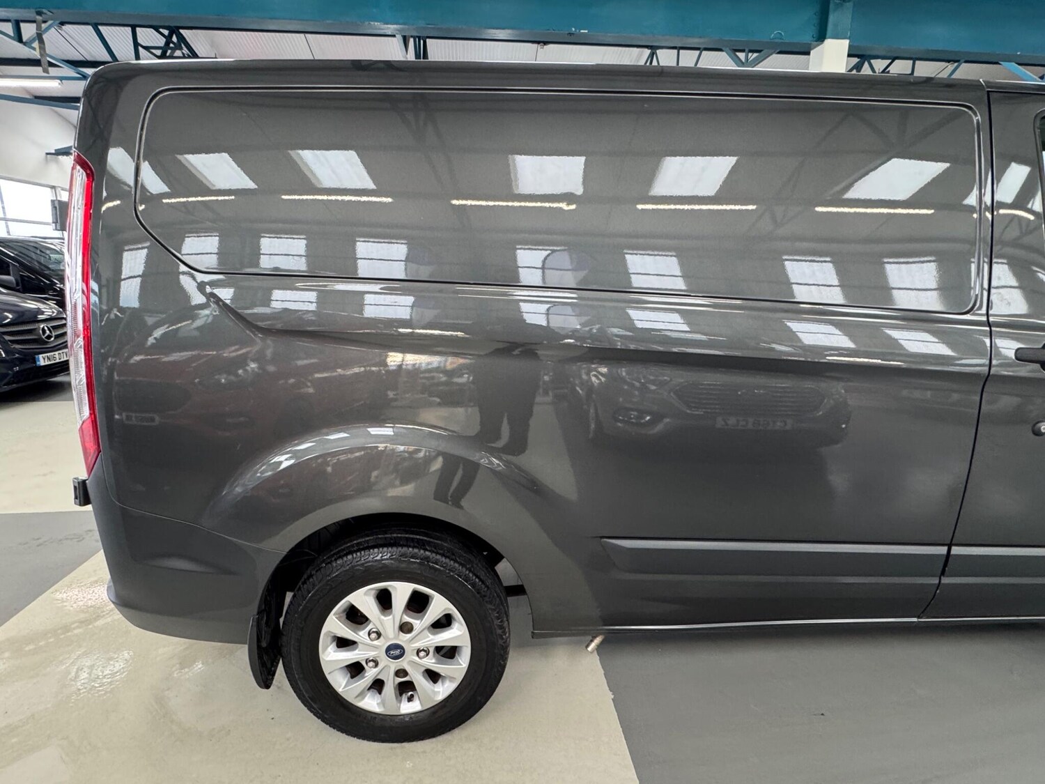 Used Ford Transit Custom for sale - 77683650: Photo 19