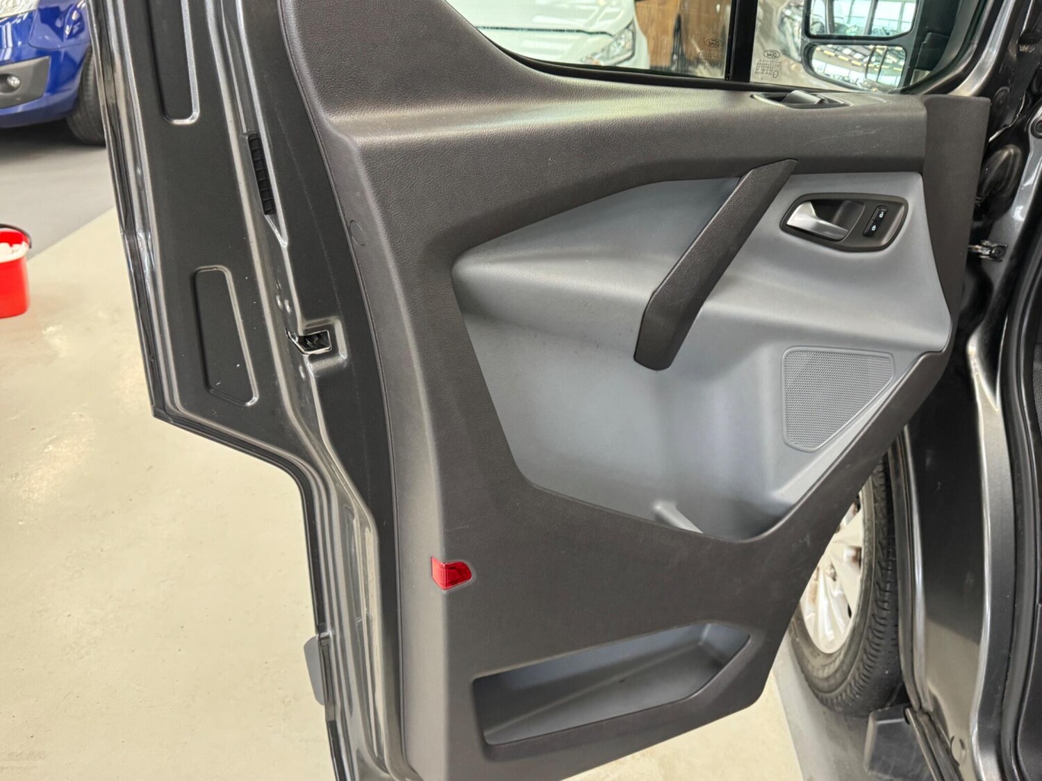 Used Ford Transit Custom for sale - 77683650: Photo 27