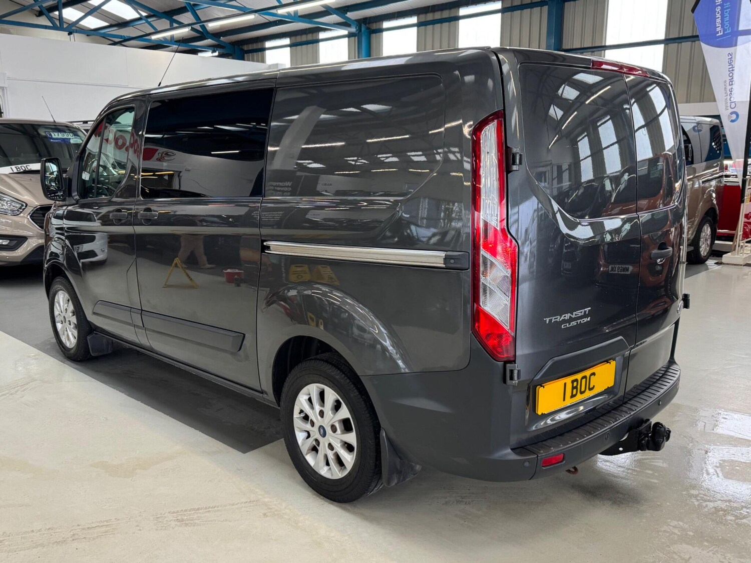 Used Ford Transit Custom for sale - 77683650: Photo 5