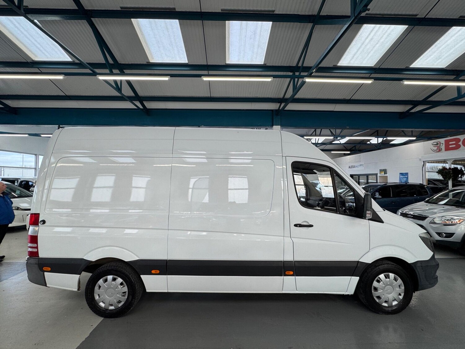 Used Mercedes-Benz Sprinter 2017 for sale - 77364296: Photo 11