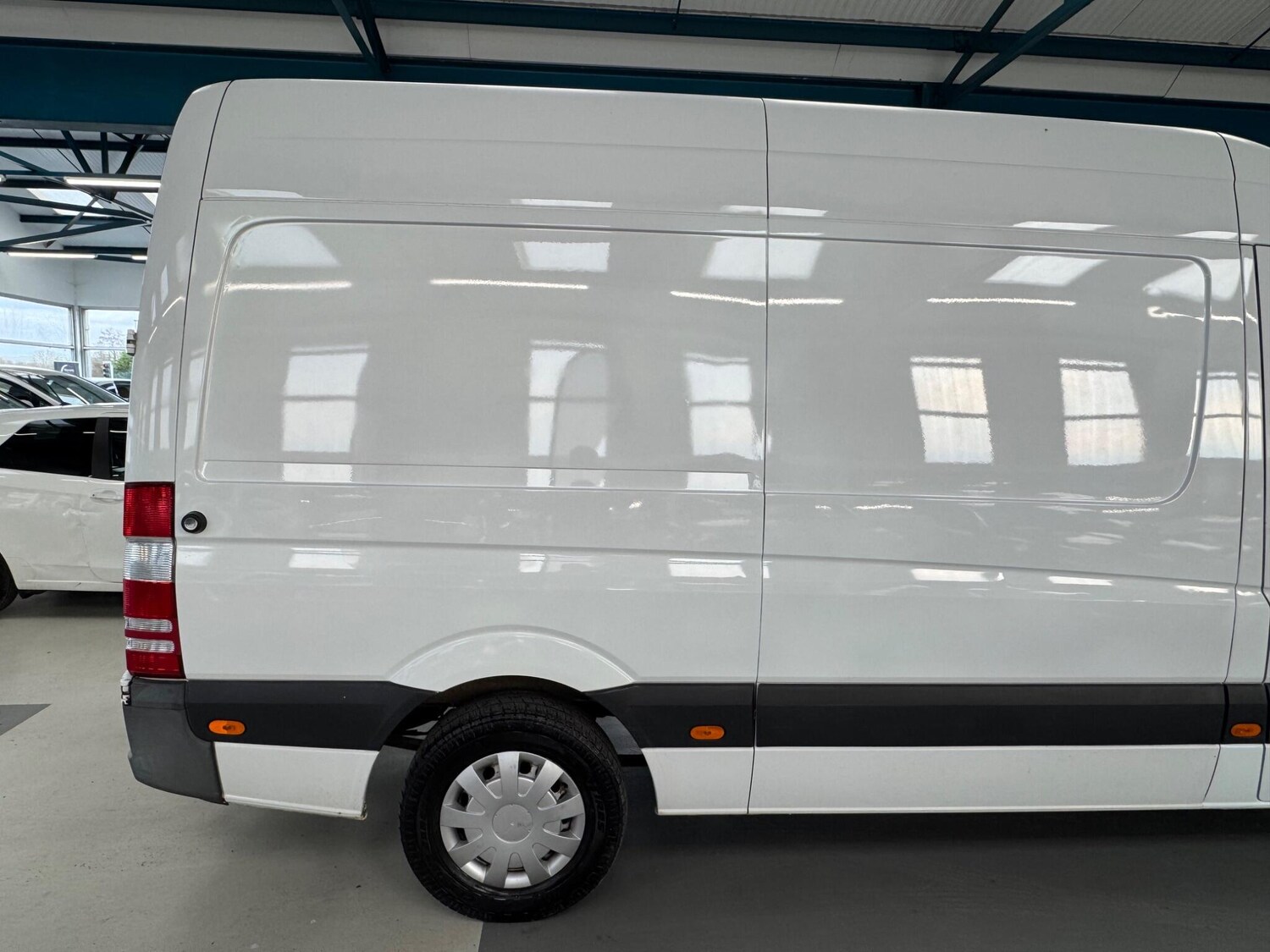 Used Mercedes-Benz Sprinter 2017 for sale - 77364296: Photo 9