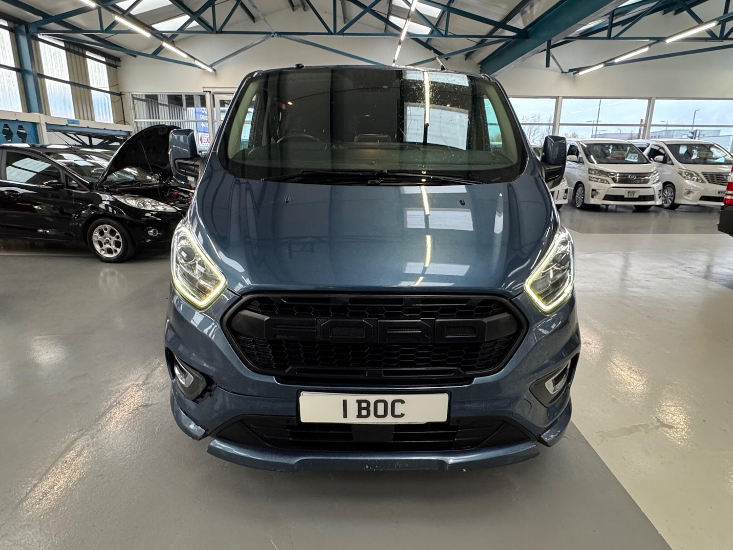 Used Ford Transit Custom 2018 for sale - 77364312: Photo 2
