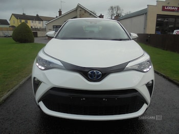 Used Toyota C-HR 2023 for sale - 76338082: Photo