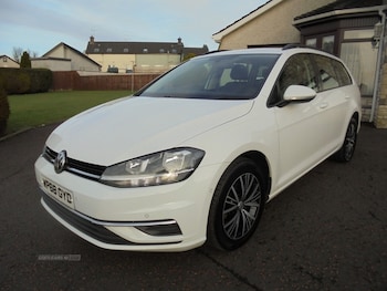 Used Volkswagen Golf 2019 for sale - 79085546: Photo