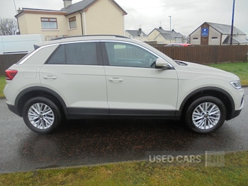 Used Volkswagen T-Roc 2023 for sale - 77497756: Photo
