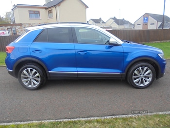 Used Volkswagen T-Roc 2018 for sale - 76419456: Photo