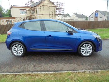 Used Renault Clio 2024 for sale - 79085032: Photo