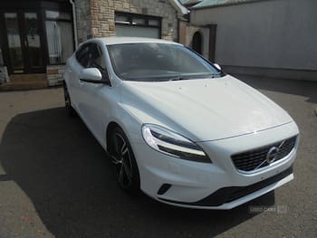 Used Volvo V40 2017 for sale - 79670683: Photo