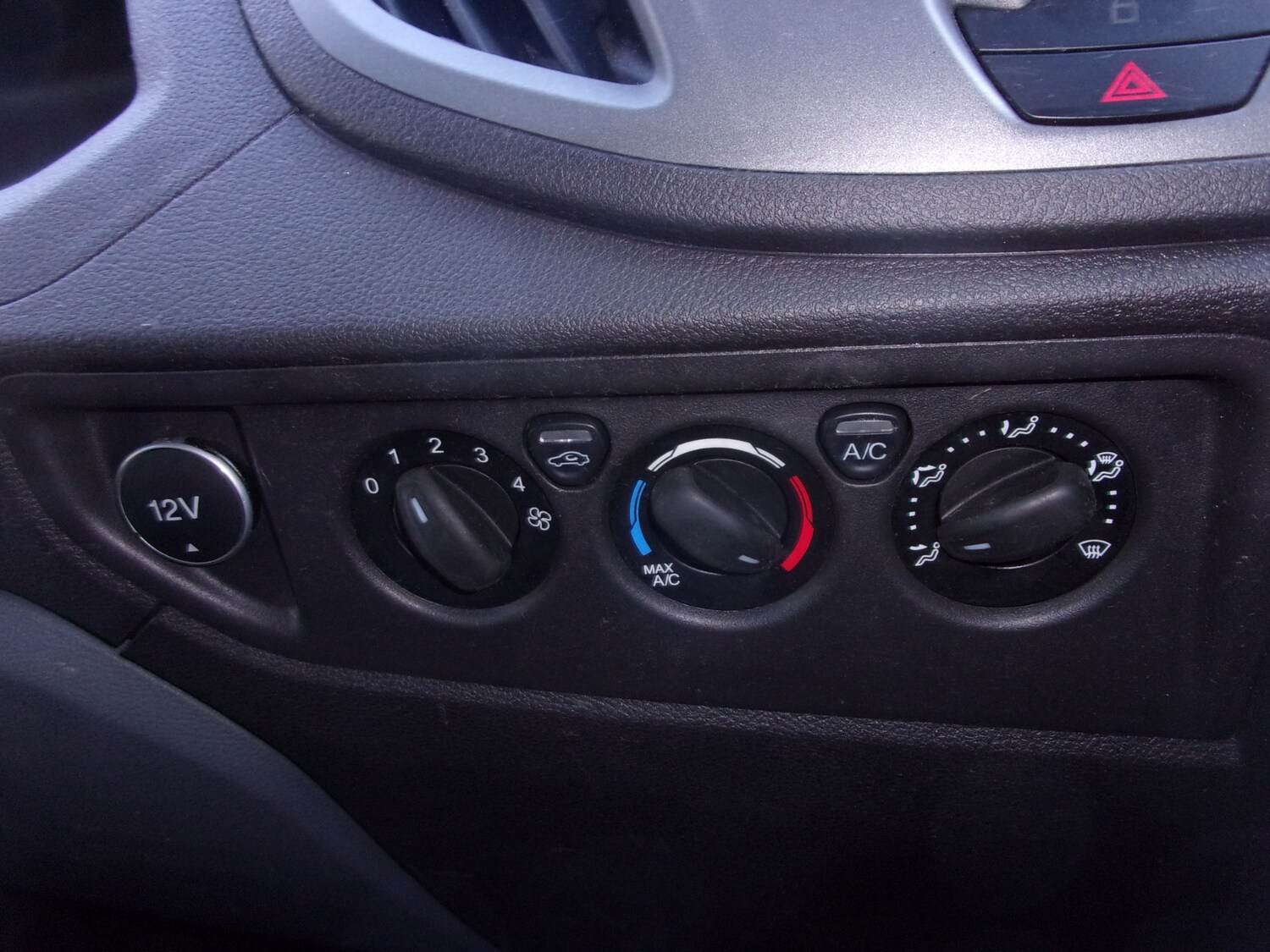 Used Ford Transit 2018 for sale - 77745180: Photo 9