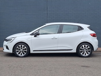 Used Renault Clio 2023 for sale - 78515902: Photo