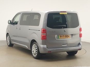 Used Peugeot Traveller 2021 for sale - 78933241: Photo
