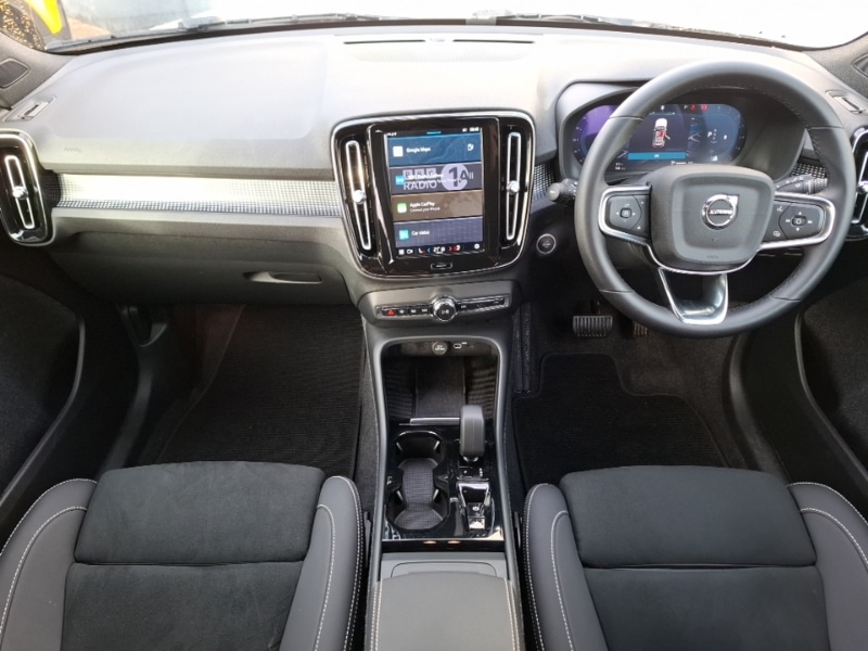 Used Volvo XC40 2024 for sale - 76695366: Photo 2