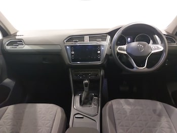Used Volkswagen Tiguan 2022 for sale - 76275493: Photo 2