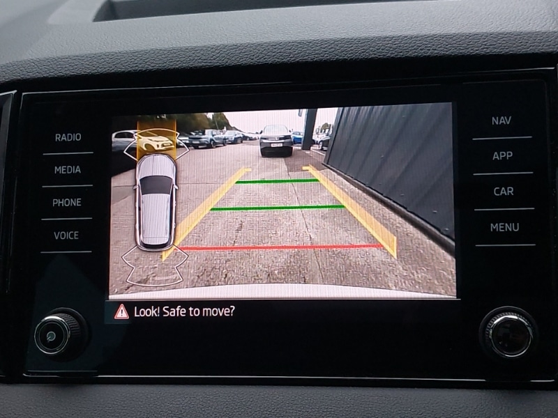 Used Skoda Karoq 2024 for sale - 76347919: Photo 10