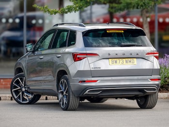 Used Skoda Karoq 2024 for sale - 79056119: Photo