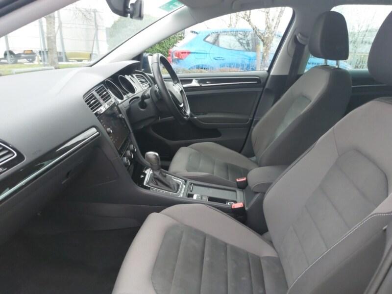 Used Volkswagen Golf 2020 for sale - 77949827: Photo 5