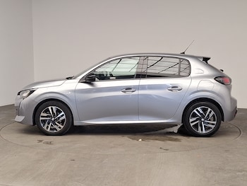 Used Peugeot 208 2023 for sale - 79597327: Photo