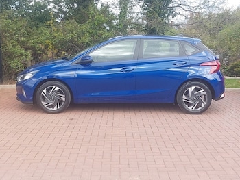 Used Hyundai i20 2023 for sale - 78327982: Photo