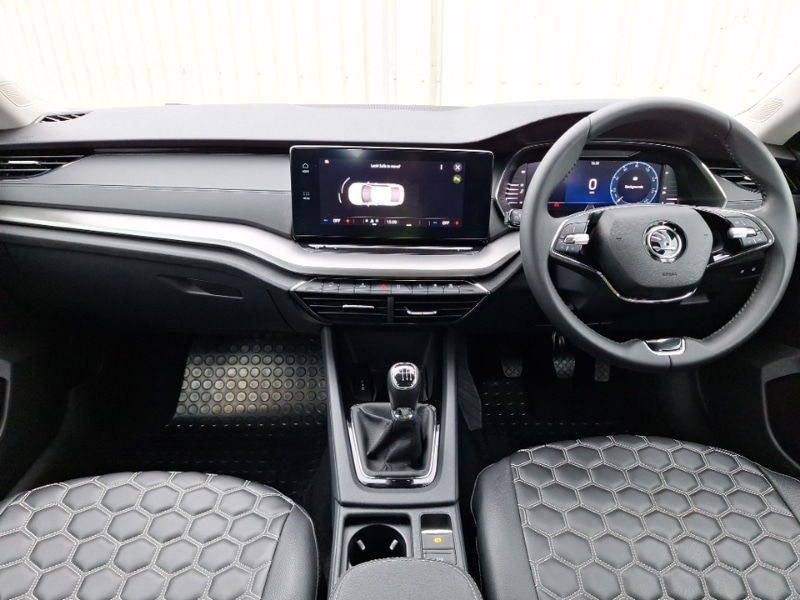 Used Skoda Octavia 2023 for sale - 77948577: Photo 2