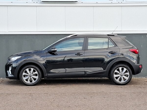 Used Kia Stonic 2023 for sale - 76252094: Photo 4