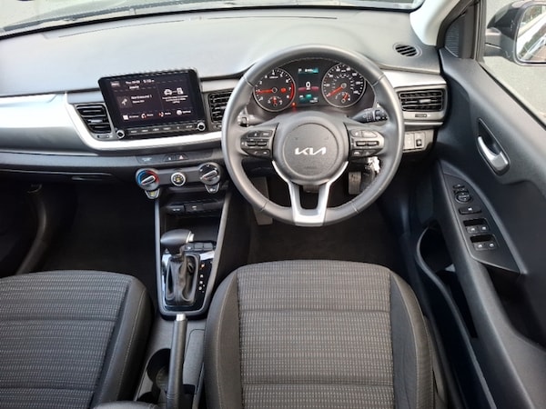 Used Kia Stonic 2023 for sale - 76252094: Photo 7