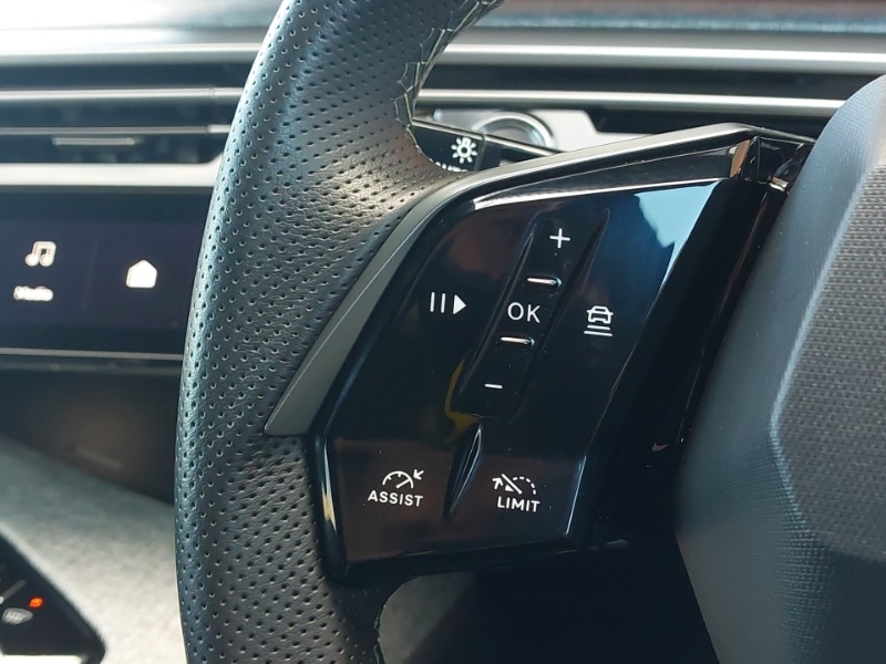 Used Peugeot 3008 2024 for sale - 76700385: Photo 11