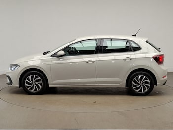 Used Volkswagen Polo 2024 for sale - 78547252: Photo