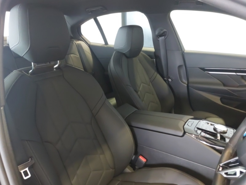 Used BMW 5 Series 2024 for sale - 77876622: Photo 11