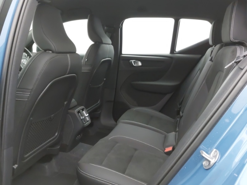 Used Volvo XC40 2025 for sale - 77434204: Photo 6