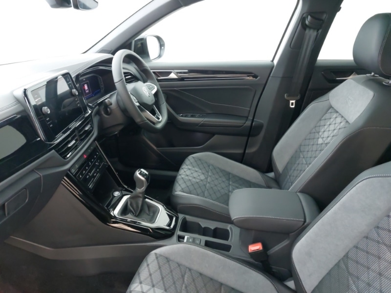 Used Volkswagen T-Roc 2025 for sale - 77224417: Photo 5