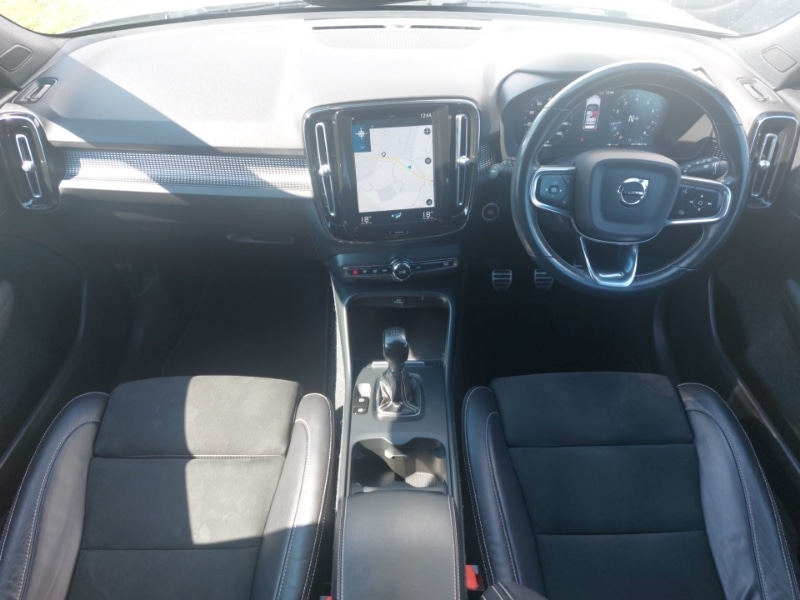 Used Volvo XC40 2021 for sale - 77472340: Photo 2