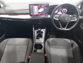 Used Volkswagen Golf 2024 for sale - 78439091: Photo
