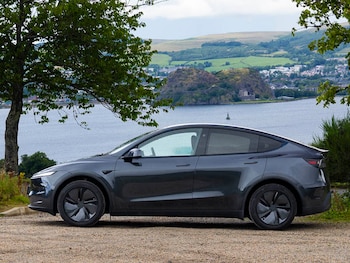 Used Tesla Model Y 2025 for sale - 79460918: Photo