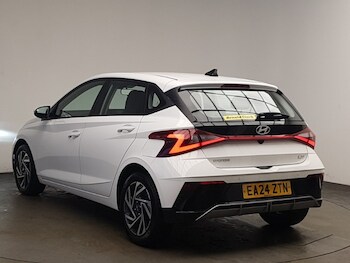 Used Hyundai i20 2024 for sale - 76544218: Photo